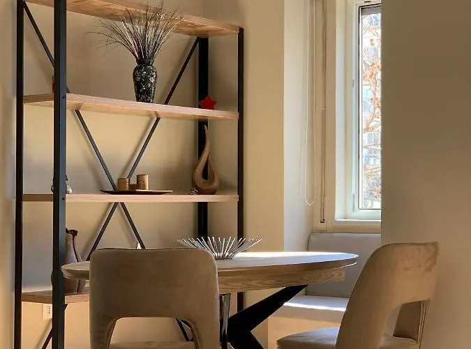 Apartament Haris *
